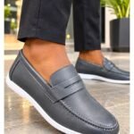 Mocassin Homme Élégance Prestige – Gris Cognac & Semelle Blanche – Style Chic et Moderne