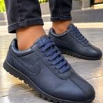 Basket Homme Urban Classic – Bleu & Semelle Crantée Noire