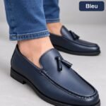 Mocassin Homme Élégance Prestige à Pompons – Bleu Marine & Semelle Noire